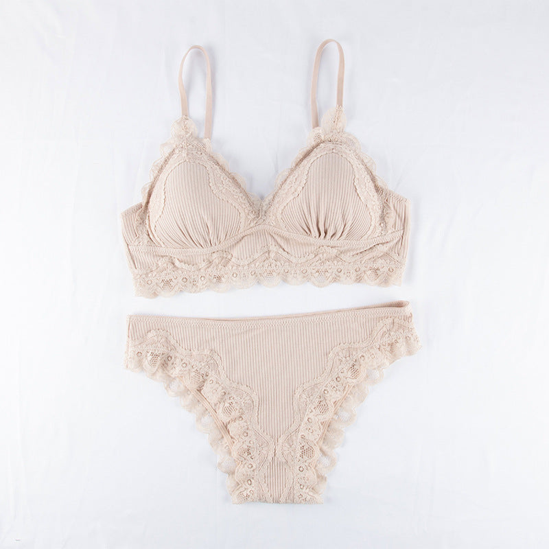 Elegant Lace Bra & Panties Set – Soft Comfort Lingerie